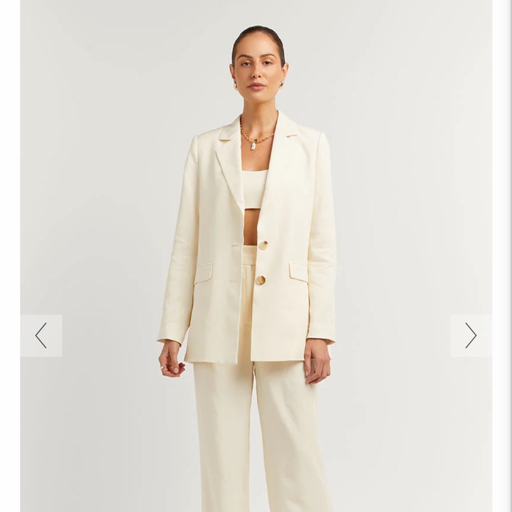 DISSH KARLA OFF WHITE TENCEL BLEND BLAZER Size 10 US